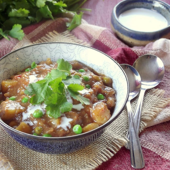 Indian Curry Potato Soup 