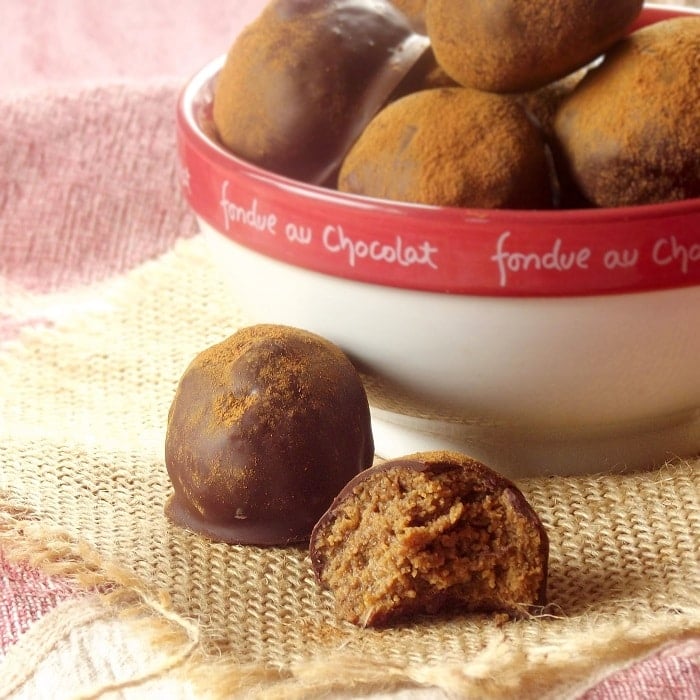 gingersnap truffles featured