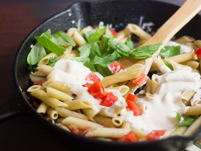 Creamy Vegan Tomato Basil Pasta