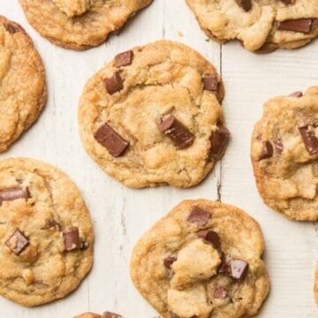 cropped-vegan-chocolate-chip-cookies-9-of-13.jpg