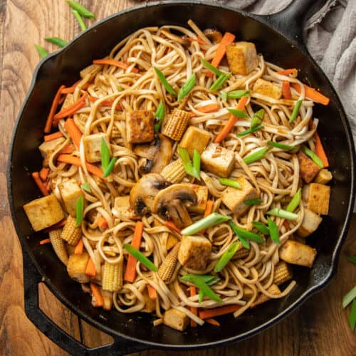 Skillet of Vegan Lo Mein with Tofu and Vegetables