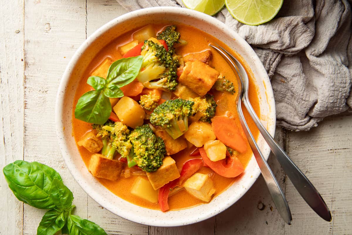 Vegan Red Curry with Tofu & Vegetables