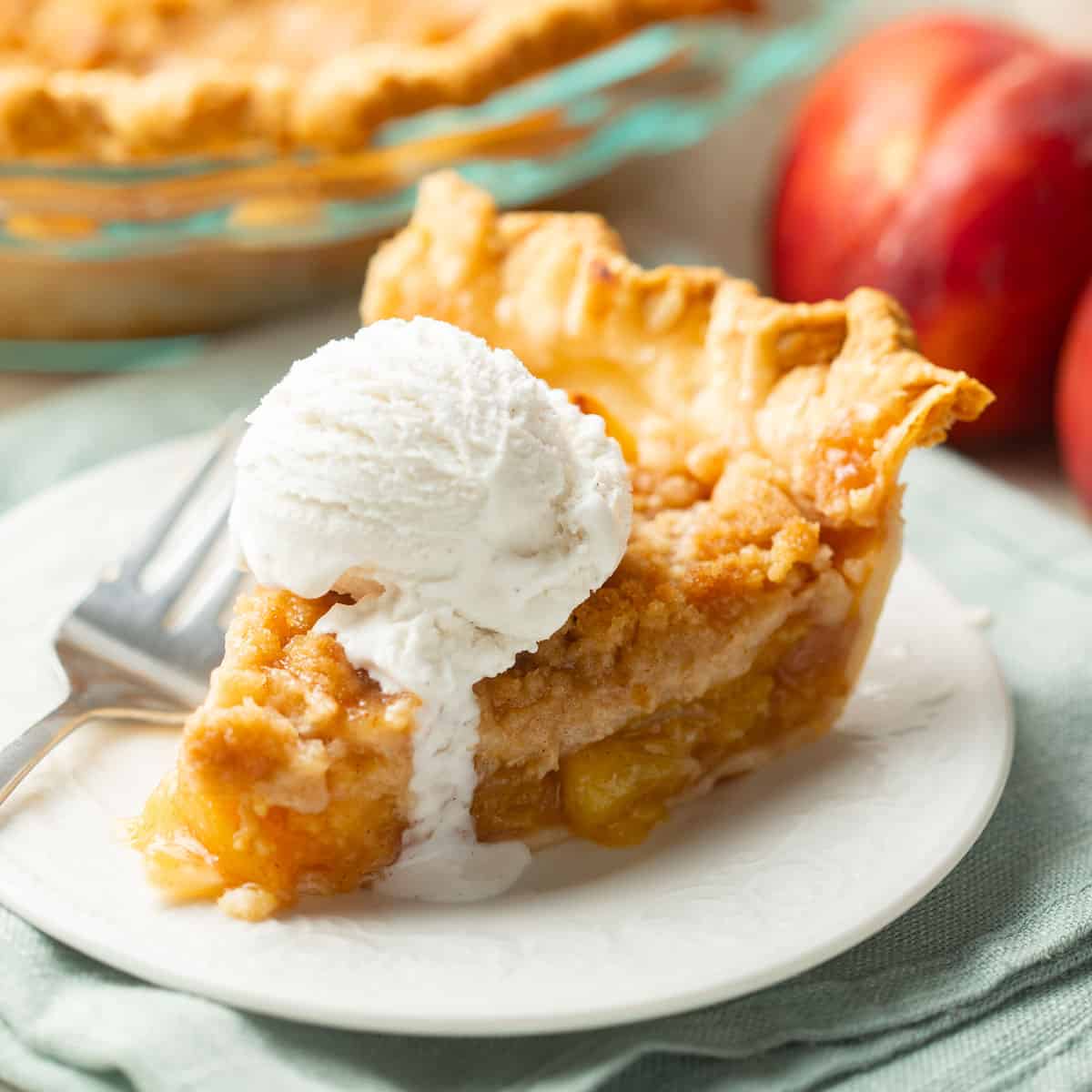Vegan Peach Pie with Crumble Topping