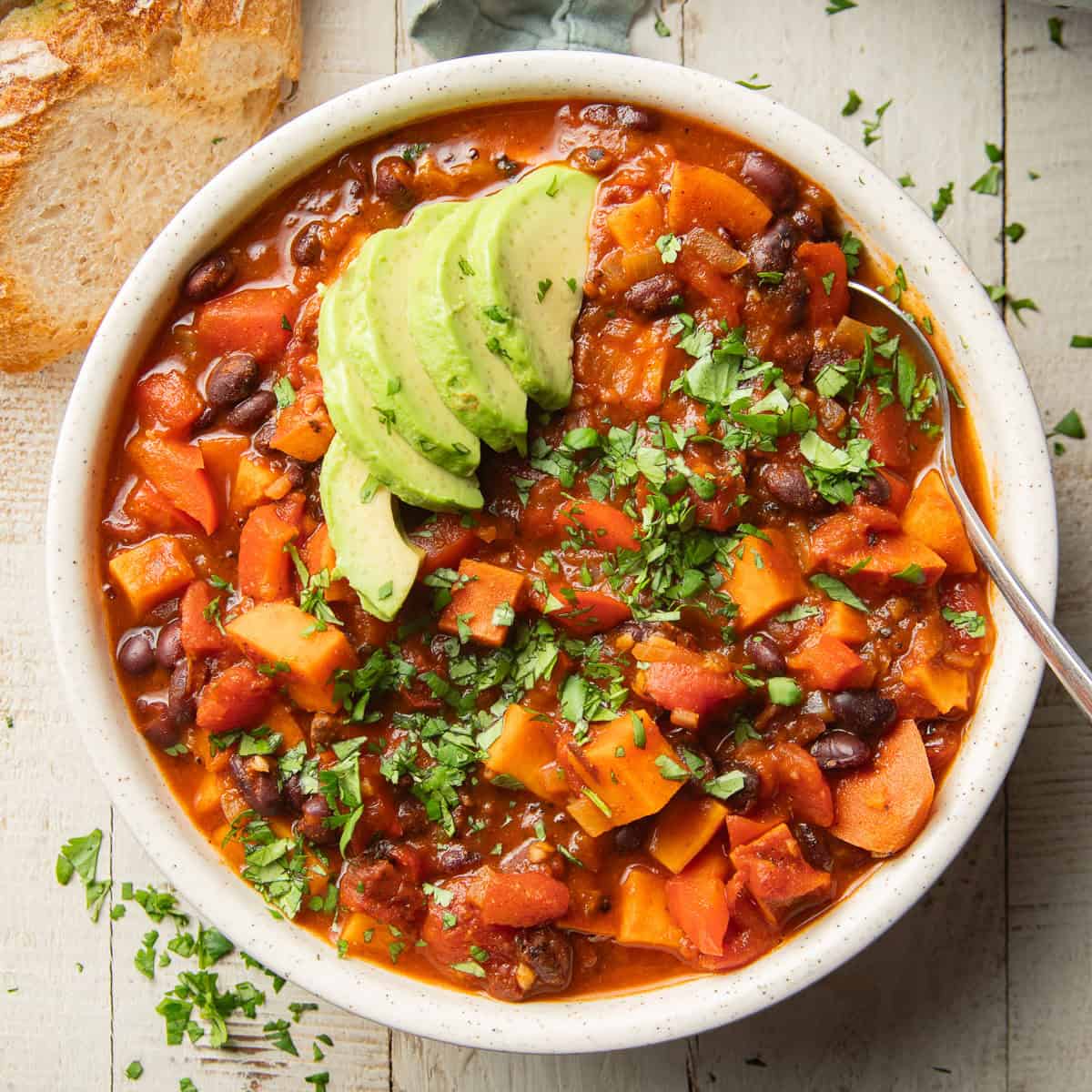 Chipotle Sweet Potato Black Bean Chili