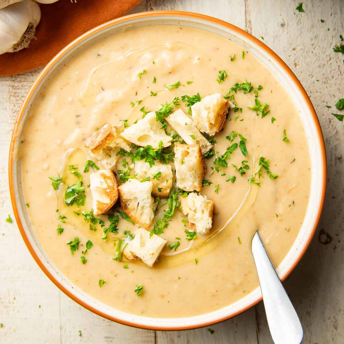 Roasted Garlic Soup