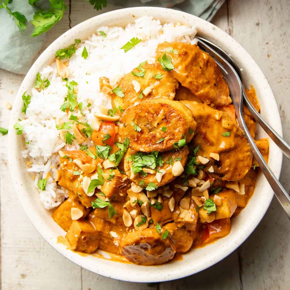 Plantain Peanut Curry with Smoky Tofu