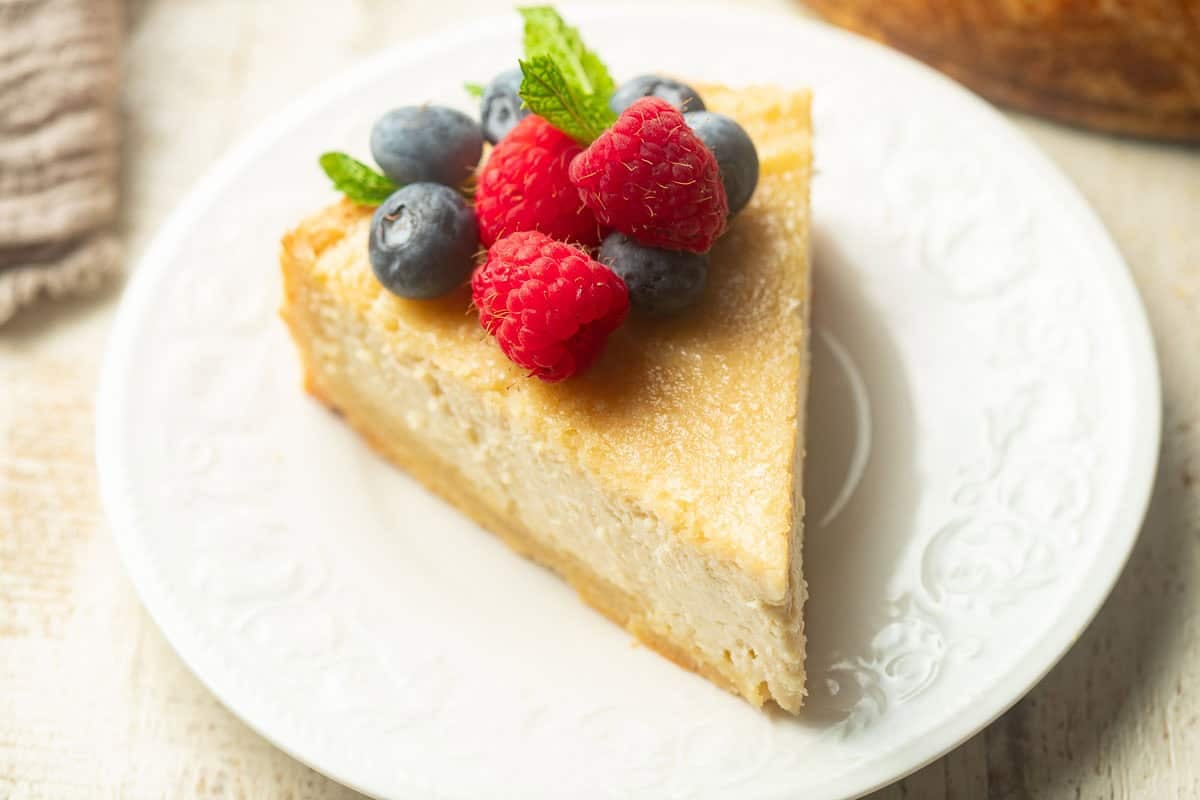 Vegan Lemon Ricotta Cheesecake